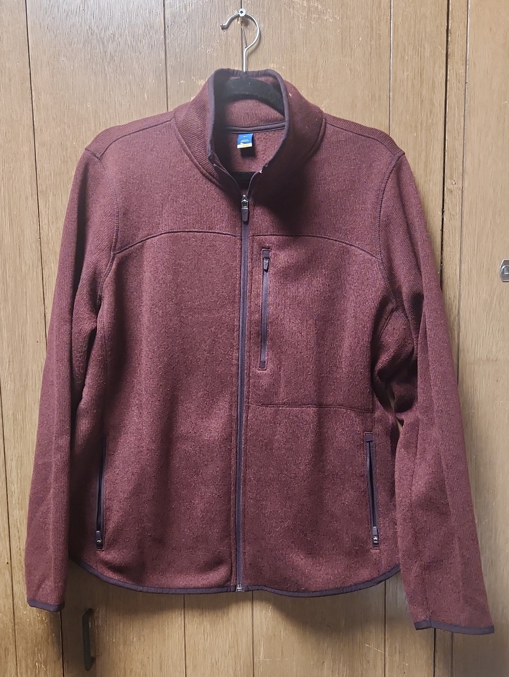 Old Navy Men's Zip-Up Fleece Jacket in Maroon
